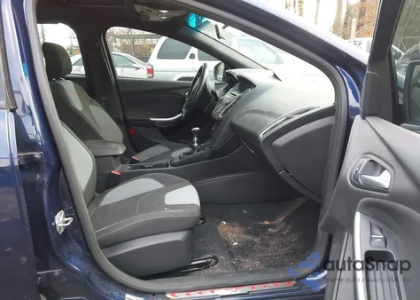 2016 Ford Focus St из США, поврежденный, VIN 1FADP3L97GL406753